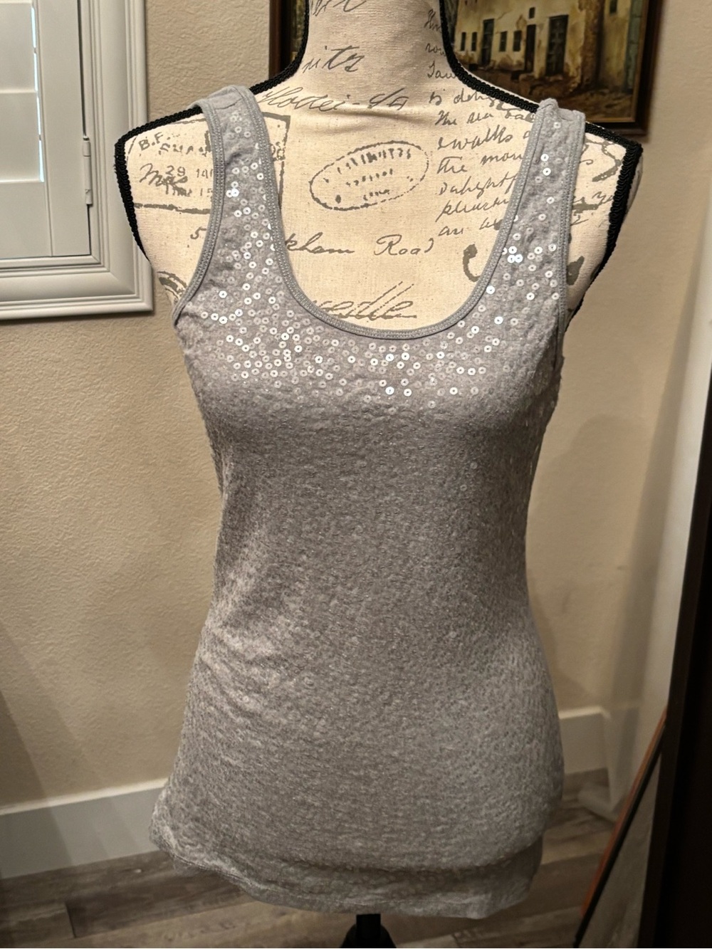Rue21 Silver Gray Sequin Scoop Tank
